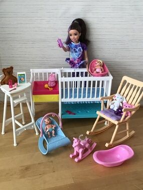 Barbie Skipper Babysitting Dolls